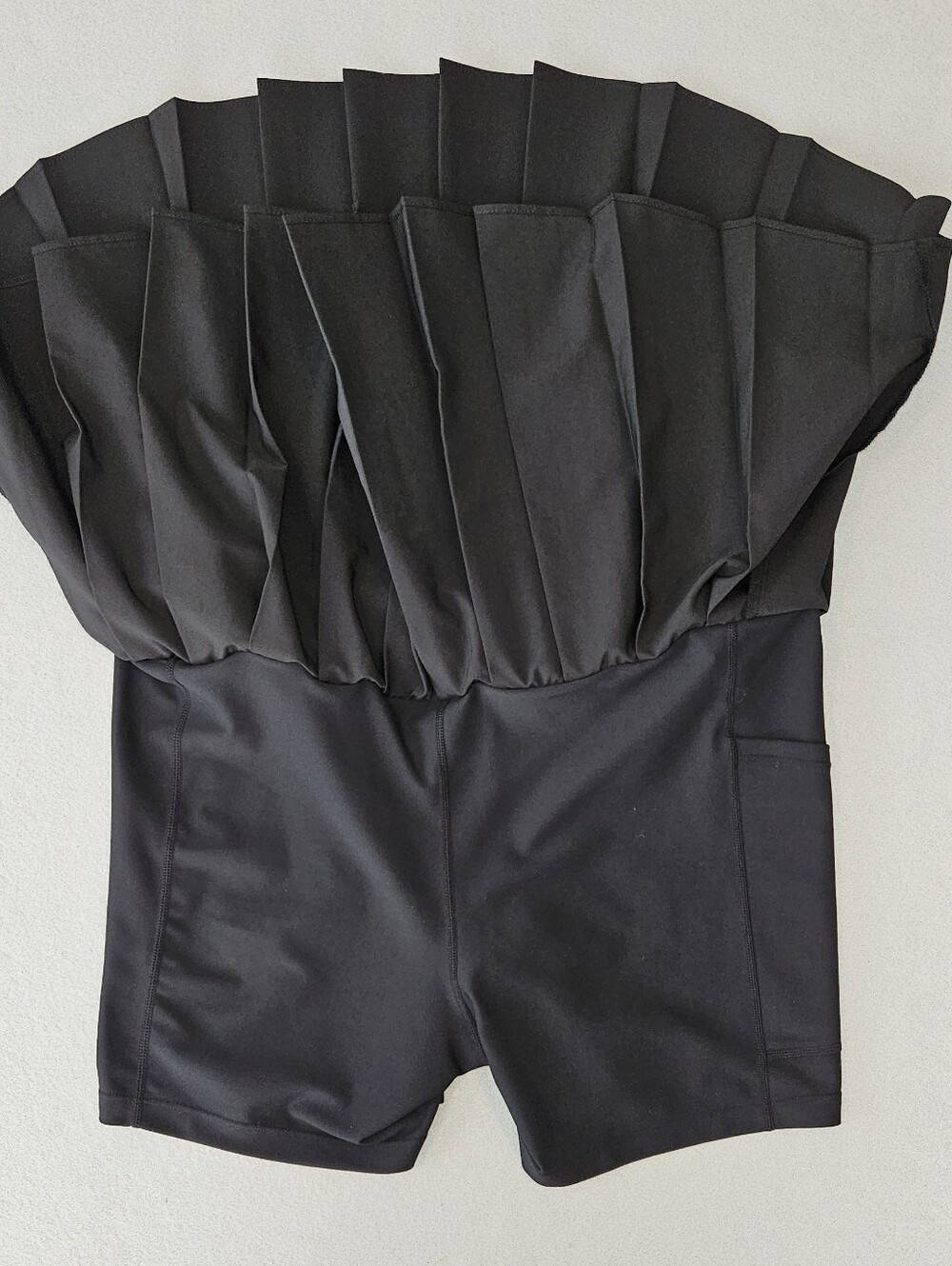 Old Navy Black Athletic Skort – Women's Large – Excellent Pre-Owned Condition - Picture 5 of 10